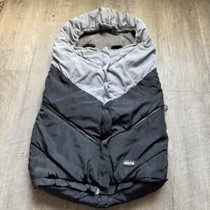 Chicco Universal Baby Stroller Footmuff Gray Black Fleece Lined Quilted Bunting